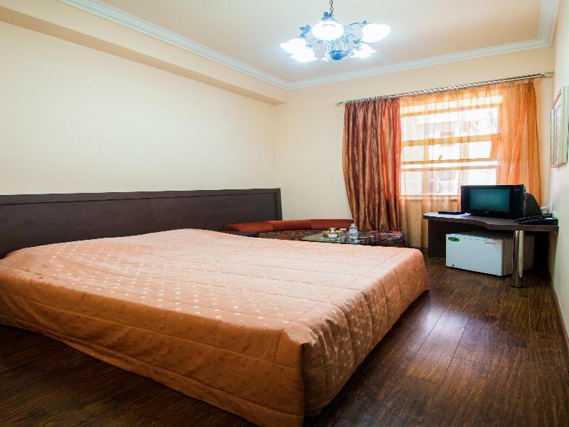 Yerevan Deluxe Hotel Exterior foto